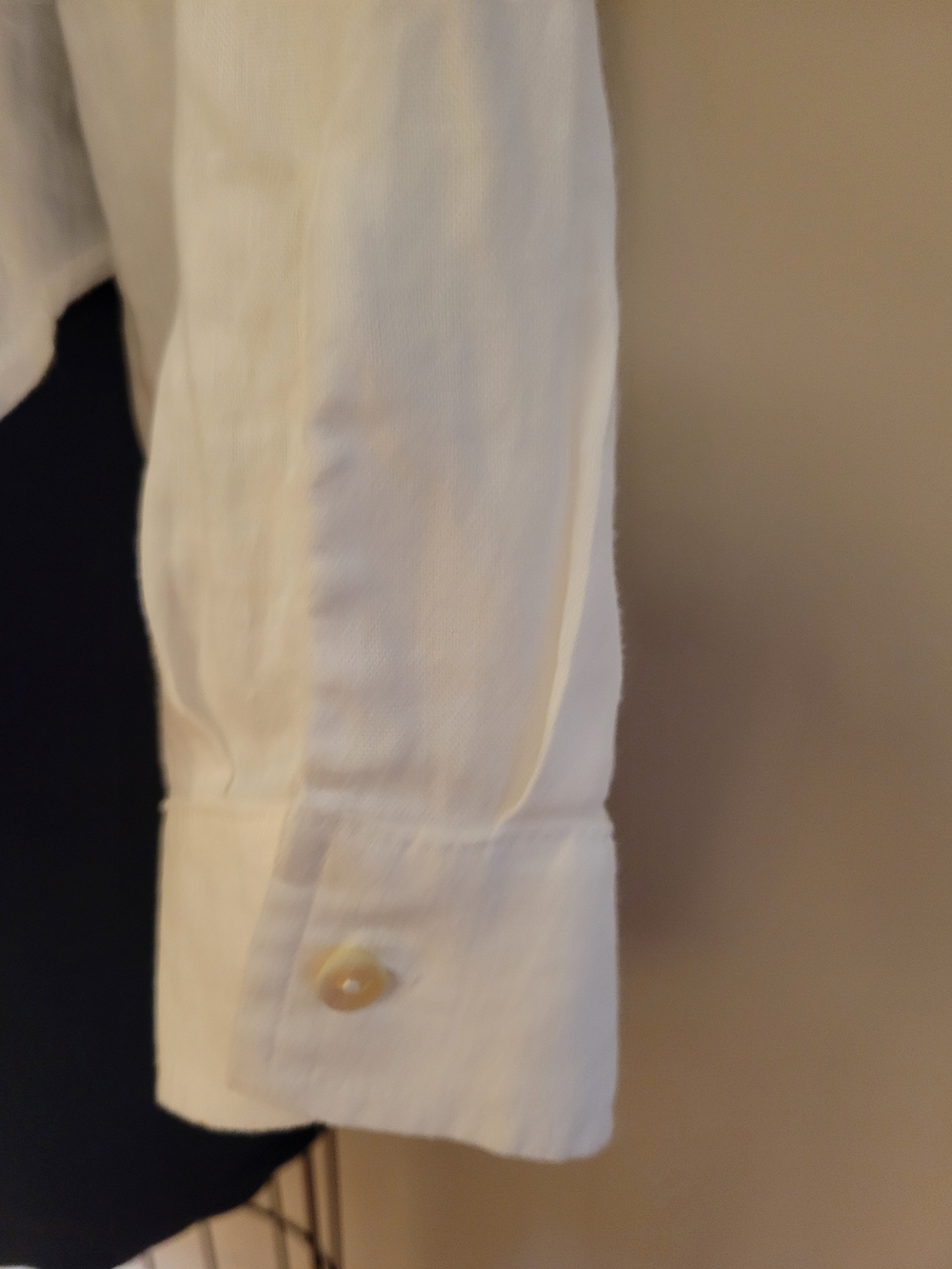Lilly Pulitzer Sea View 100% Linen Classic White Button-Down Women's Shirt - Picture 3 of 8
